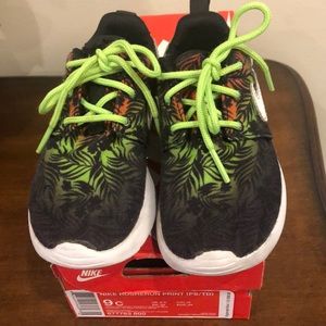 Kids Nike Size 9c